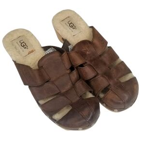Ugg leather clogs brown lined girl's 5